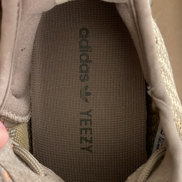Yeezy Boost 350 Sand Taupe - Picture 3 of 4